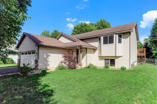 25719 Freeport Ave, Wyoming, MN, 55092-7320 | Card Image