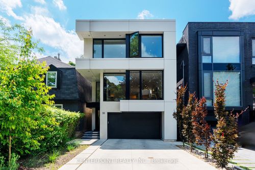 30 Gilgorm Rd, Toronto, ON, M5N2M5 | Card Image
