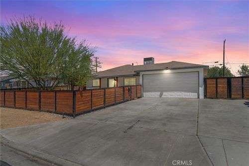 221 E Avenue P1, Palmdale, CA, 93550-3222 | Card Image