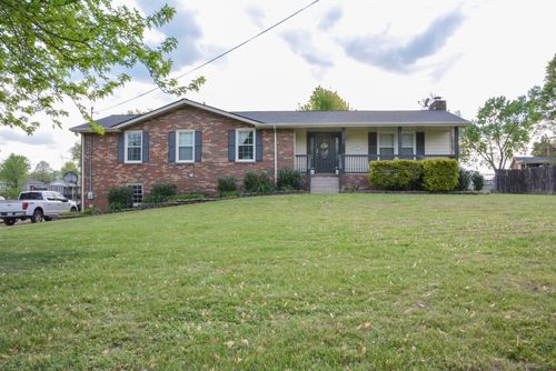 416 Wadebrook Dr, Gallatin, TN, 37066-5541 | Card Image