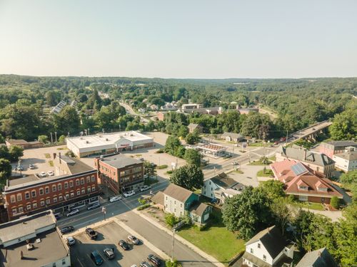 34 Main St, Griswold, CT, 06351-2204 | Card Image