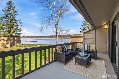 c-5-17434 Ne 40th Pl, Redmond, WA, 98052-5670 | Card Image