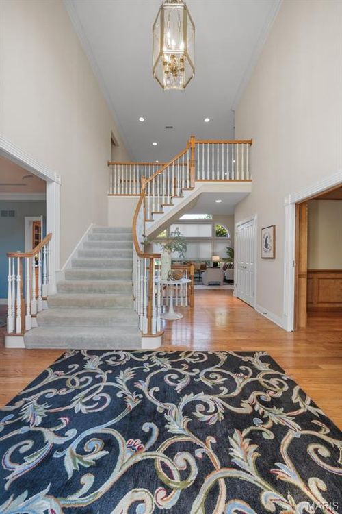 17702 Horse Creek Ct, Chesterfield, MO, 63005-4954 | Card Image
