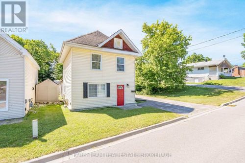 277 Gloucester St, Midland, ON, L4R1H6 | Card Image