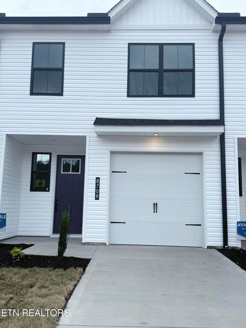 8708 Chapman Trace Way, Knoxville, TN, 37920-3346 | Card Image