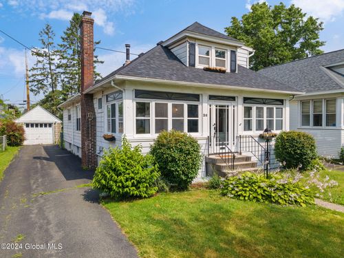 26 Marwill St, Albany, NY, 12209-1506 | Card Image