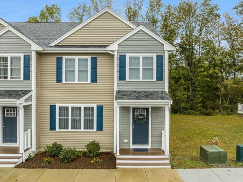 211-140 North Walker, Taunton, MA, 02780 | Card Image