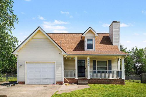 1315 Wennona Dr, Clarksville, TN, 37042-5889 | Card Image