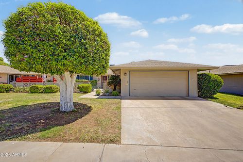 10418 W El Capitan Cir, Sun City, AZ, 85351-2204 | Card Image