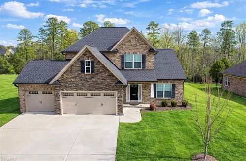 2826 Fallin Ct, High Point, NC, 27262-4672 | Card Image