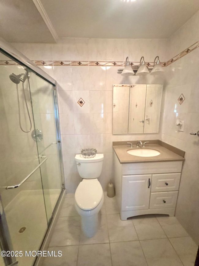51 Malibu Ct, Condo with 2 bedrooms, 2 bathrooms and null parking in Old Bridge NJ | Image 13