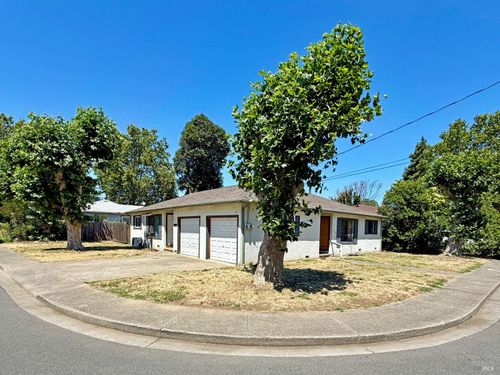 404 Plum Street, Ukiah, CA, 95482 | Card Image