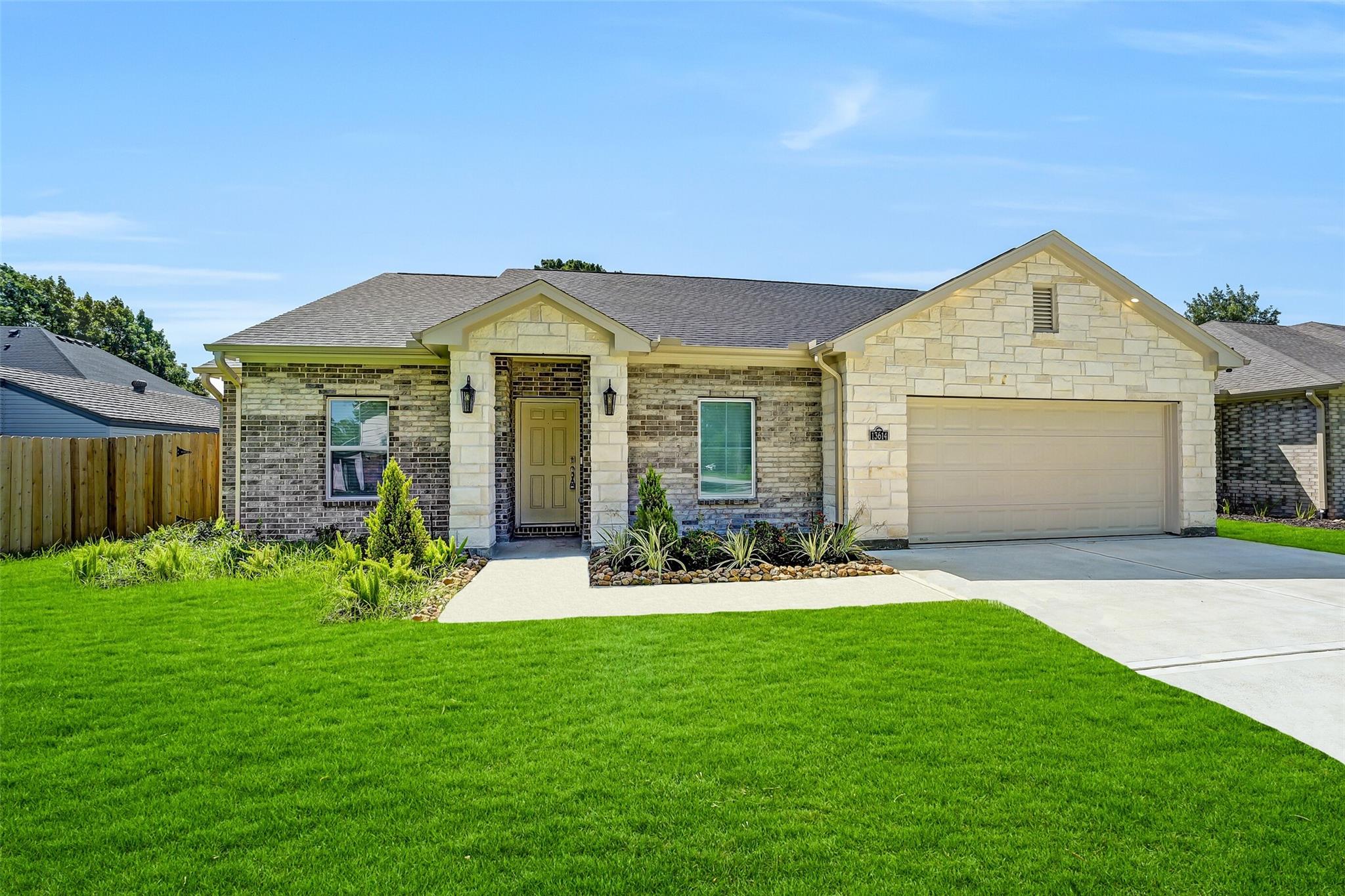 Residential Lease in Cypress
