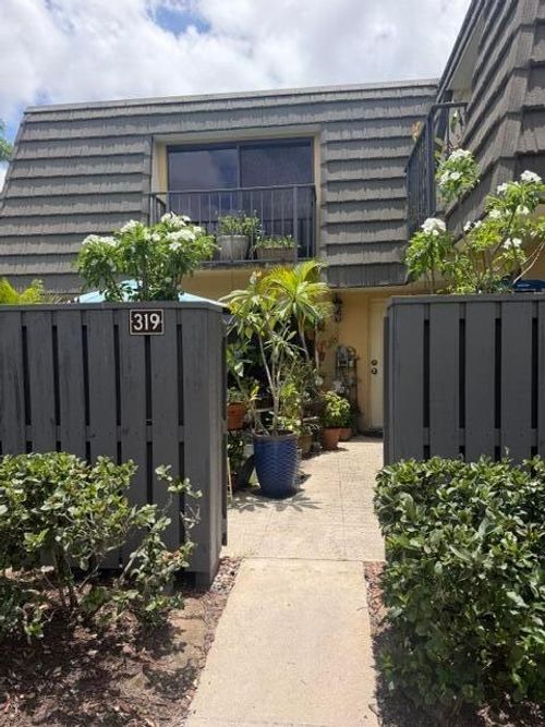 319 3rd Way, West Palm Beach, FL, 33407-6606 | Card Image