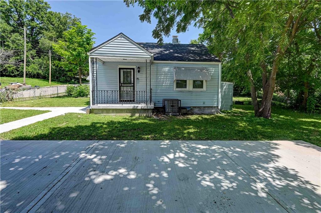 40th St, Kansas City, MO 64130