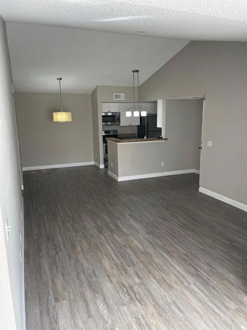 35-5140 Conroy Rd, ORLANDO, FL, 32811-3771 | Card Image