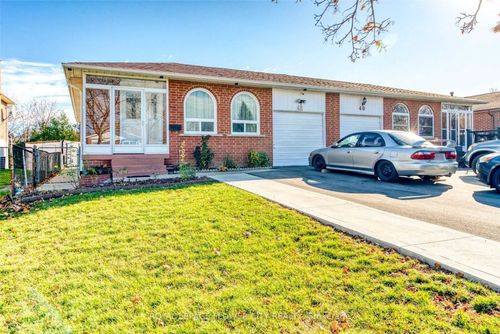 42 Montjoy Crescent, Brampton, ON, L6S3E7 | Card Image