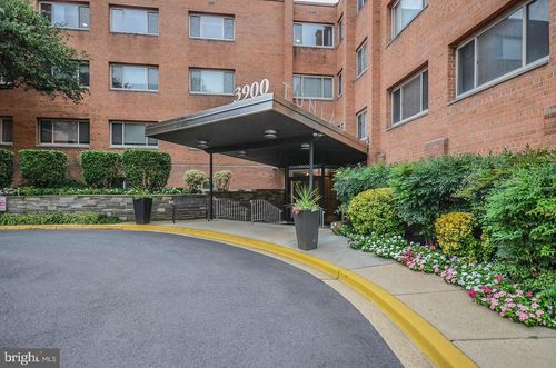 apt-217-3900 Tunlaw Rd Nw, WASHINGTON, DC, 20007-4804 | Card Image