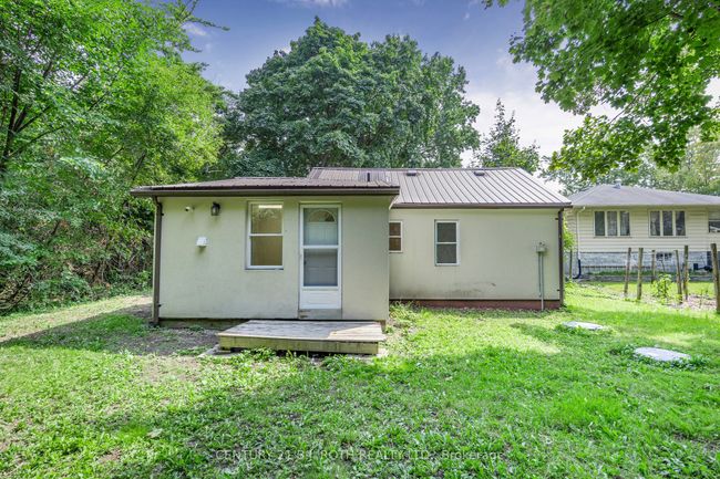 118 Wellington St W, House other with 2 bedrooms, 2 bathrooms and 8 parking in Barrie ON | Image 24