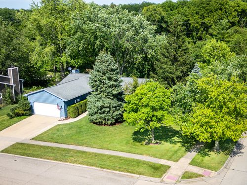 106 Wildflower Pl, Bloomington, IL, 61704-7263 | Card Image