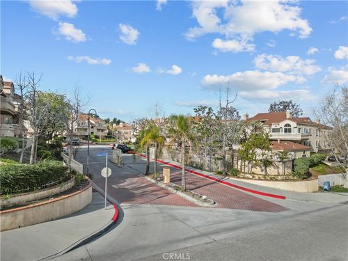 96-19852 Sandpiper Pl, Newhall, CA, 91321-4330 | Card Image