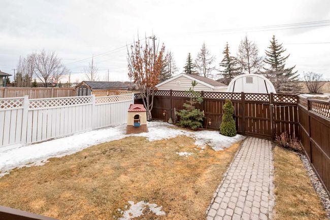 57 Adams Close, Home with 3 bedrooms, 1 bathrooms and 2 parking in Red Deer AB | Image 16