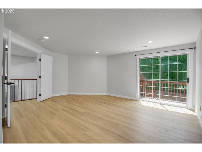 1111 Sw Linneman Ave, House other with 5 bedrooms, 3 bathrooms and 3 parking in Gresham OR | Image 27