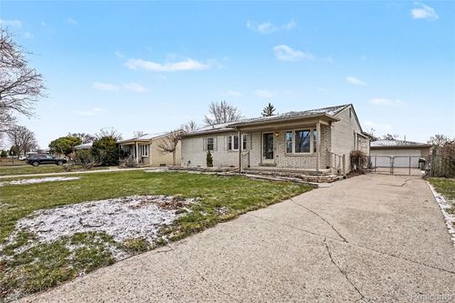41174 Bernard Dr, Sterling Heights, MI, 48313-3404 | Card Image