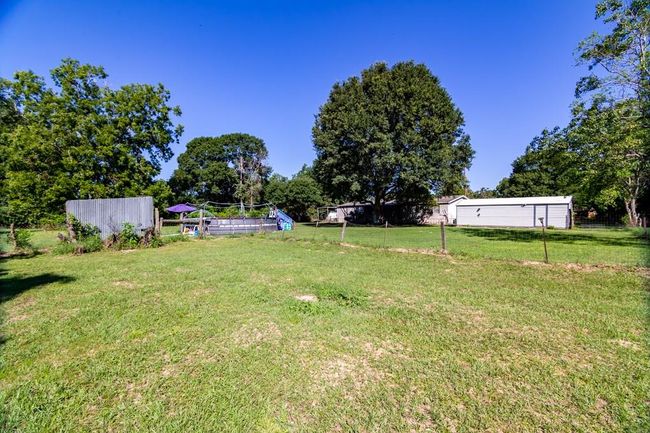 8845 Carraway Lane, House other with 3 bedrooms, 2 bathrooms and null parking in Magnolia TX | Image 10