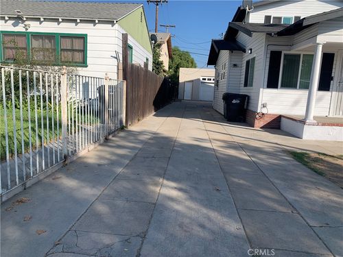 212 S Vail Ave, Montebello, CA, 90640-4950 | Card Image