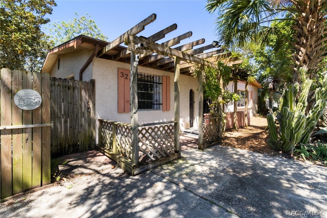 Barbour St, Beverly Hills, FL 34465
