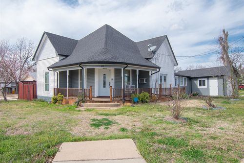 400 W Main St, Honey Grove, TX, 75446-1435 | Card Image