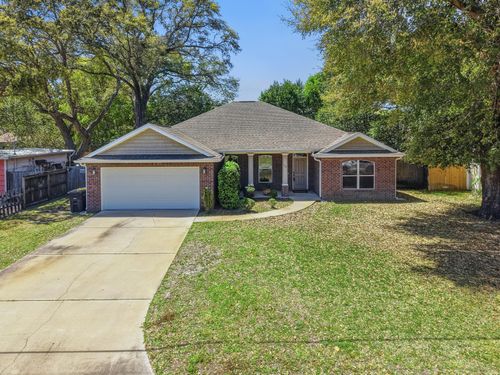 18 Pryor Rd Se, Fort Walton Beach, FL, 32548-5713 | Card Image