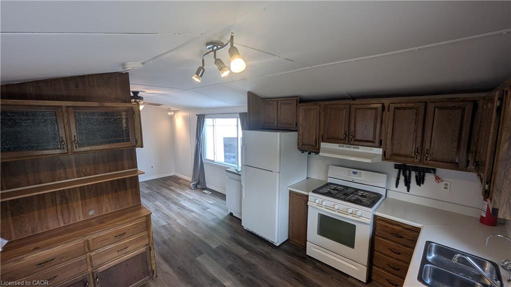 Residential in Flamborough 3