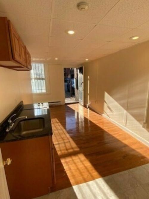 c-507 Beacon St, Boston, MA, 02215-3212 | Card Image