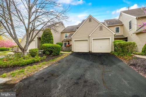 84 Woodlake Dr, Evesham, NJ, 08053-3616 | Card Image