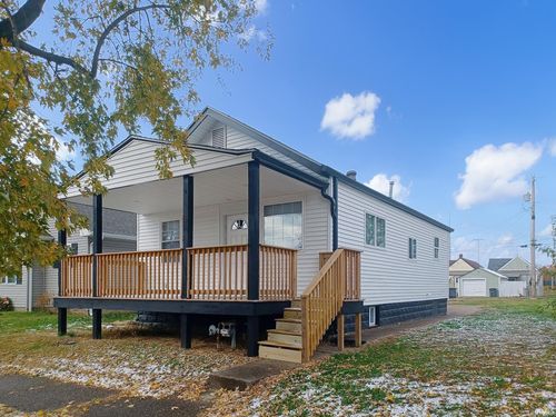 104 E Tennessee St, Evansville, IN, 47711-4636 | Card Image