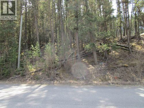 6038 Easzee Dr, 108 Mile Ranch, BC, V0K2E1 | Card Image