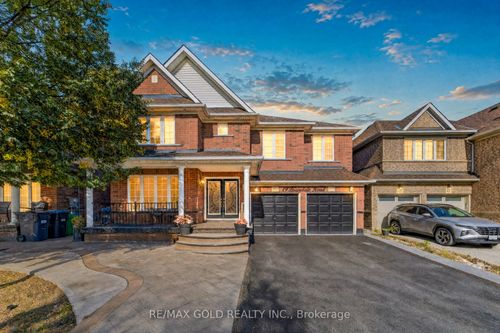19 Briardale Rd, Brampton, ON, L7A1S4 | Card Image