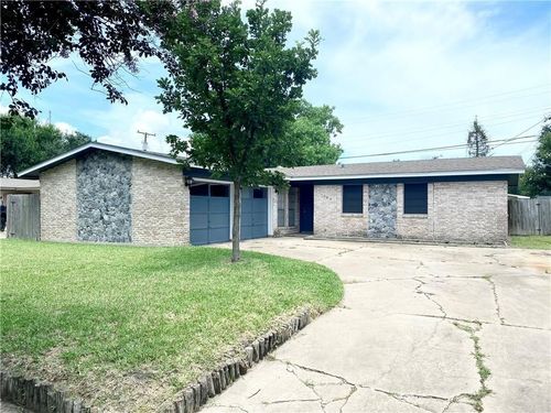 1728 Denver St, Portland, TX, 78374-2437 | Card Image