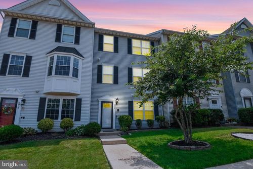 6853 Jade Ct, CAPITOL HEIGHTS, MD, 20743-1875 | Card Image