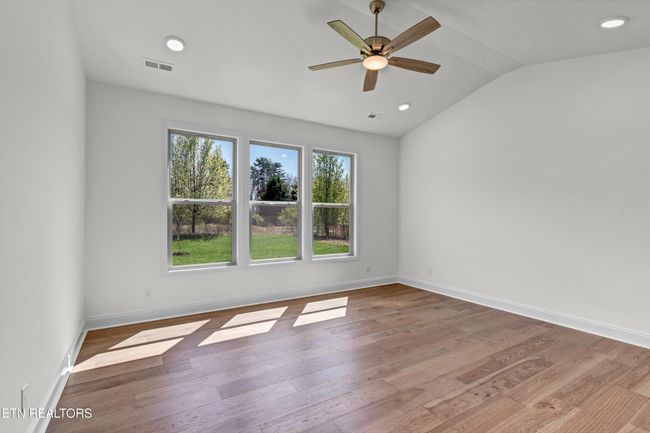 136 Walelu Trl, House other with 3 bedrooms, 2 bathrooms and null parking in Vonore TN | Image 18