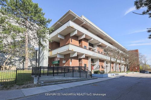 215-140 Leeward Glenway, North York, ON, M3C2Y9 | Card Image