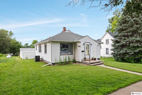 110 W Church St, Cook, NE, 68329-7714 | Card Image