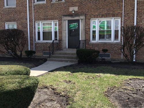 apt-1-912 W Roosevelt Rd, Broadview, IL, 60155-3981 | Card Image