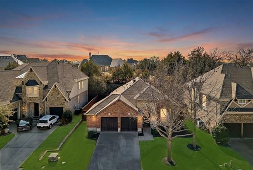 2801 White Rock Creek Dr, Mckinney, TX, 75072-7192 | Card Image