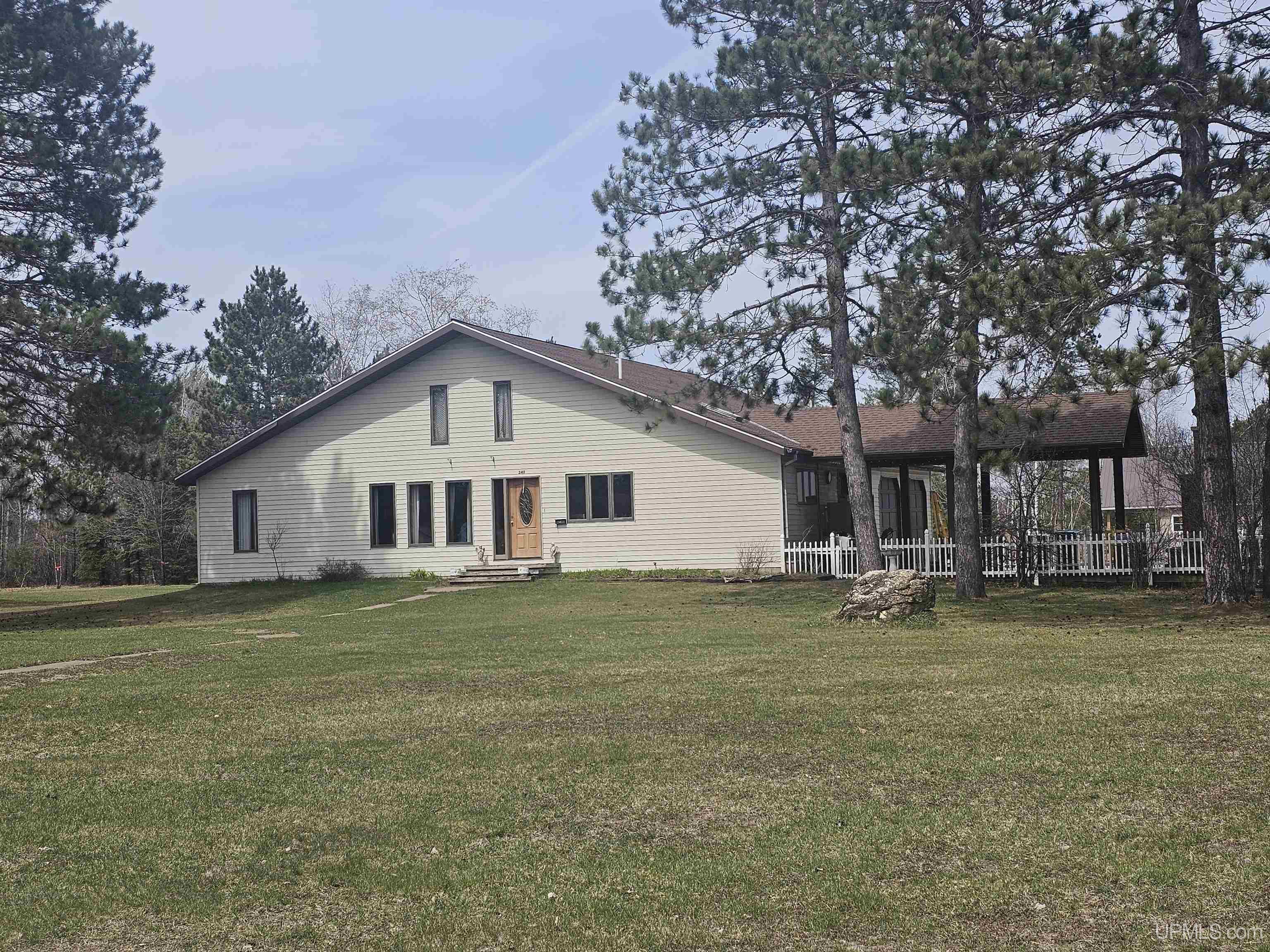 Fairbanks Rd, Crystal Falls, MI 49920