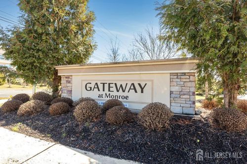 1302 Hights Farm Road N, Monroe, NJ, 08831 | Card Image