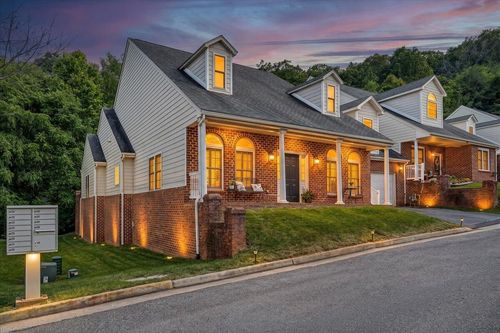 5414 Quail Ridge Ct, Roanoke, VA, 24018-9244 | Card Image