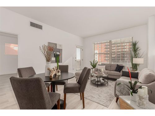 627-1975 N Grant St, Denver, CO, 80203-1127 | Card Image